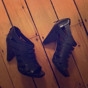 Franco Sarto Black Sandals size 8